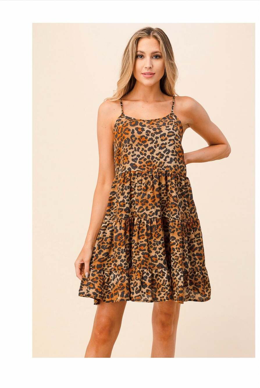 Heart & Hips Women’s Leopard Print Dress – Size Medium NWT